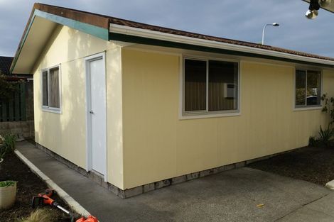 Photo of property in 53 Wynyard Crescent, Tamatea, Napier, 4112