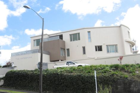 Photo of property in 4/1 Ninth Avenue, Tauranga, 3110