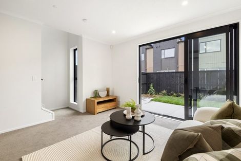 Photo of property in 24 Rauawa Lane, Hobsonville, 0616