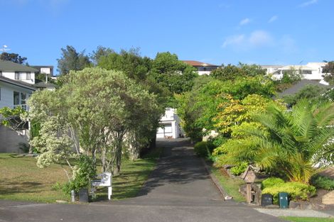 Photo of property in 209 Chelsea View Drive, Chatswood, Auckland, 0626