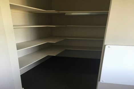 Photo of property in 42 Newnham Terrace, Upper Riccarton, Christchurch, 8041