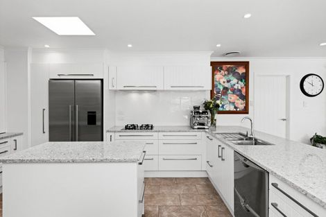 Photo of property in 7 Tui Glen, Havelock North, 4130