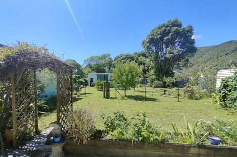 Photo of property in 7 Greenfield Street, Hector, 7822