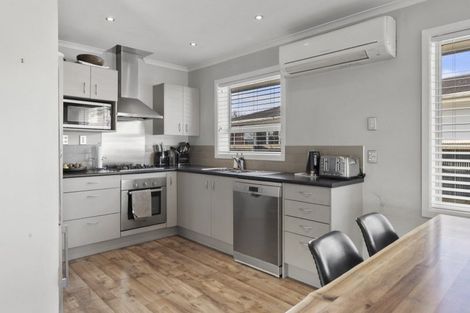 Photo of property in 31 Boston Avenue, Hornby, Christchurch, 8042