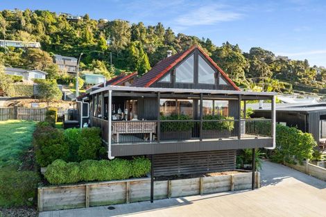 Photo of property in 8 Grey Avenue, Tairua, 3508