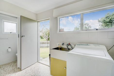 Photo of property in 4 Hardy Place, Cooks Beach, Whitianga, 3591