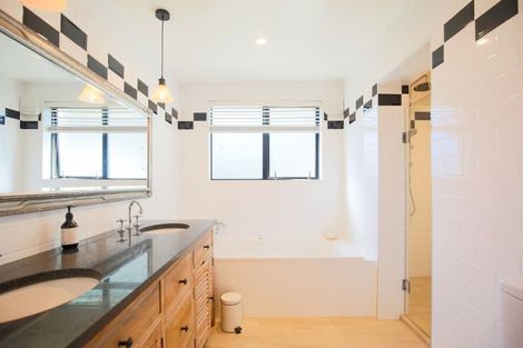 Photo of property in 39 Overdale Drive, Cashmere, Christchurch, 8022