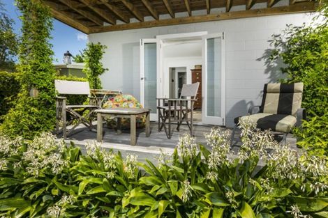 Photo of property in 1/7 Macky Avenue, Devonport, Auckland, 0624