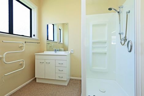 Photo of property in 217 Tudor Avenue, Mayfair, Hastings, 4122