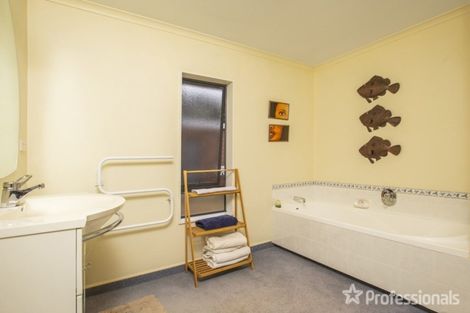 Photo of property in 69 Frederick Street, Carterton, 5713