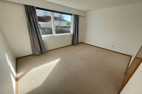 Photo of property in 2/26 Tawa Street, Eastbourne, Lower Hutt, 5013