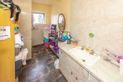 Photo of property in 76 Manuka Street, Castlecliff, Whanganui, 4501