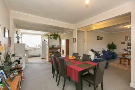 Photo of property in 30 Blake Street, Waitara, 4320