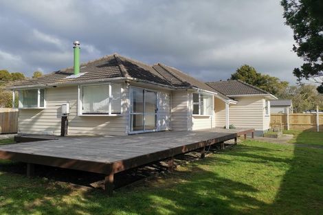 Photo of property in 52 Heretaunga Square, Silverstream, Upper Hutt, 5019