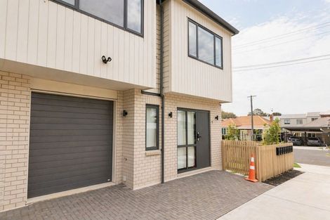 Photo of property in 1/19 Earlsworth Road, Mangere East, Auckland, 2024