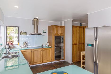 Photo of property in 56c Rawhiti Road, Manly, Whangaparaoa, 0930