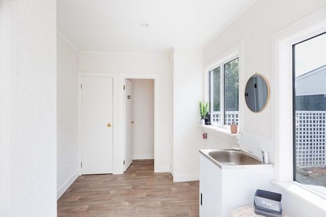 Photo of property in 2 Ongley Street, Feilding, 4702