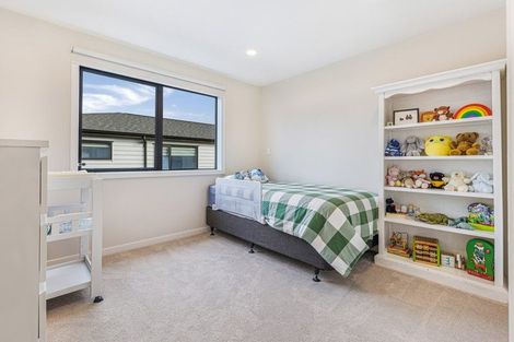 Photo of property in 3 Hea Road, Hobsonville, Auckland, 0616