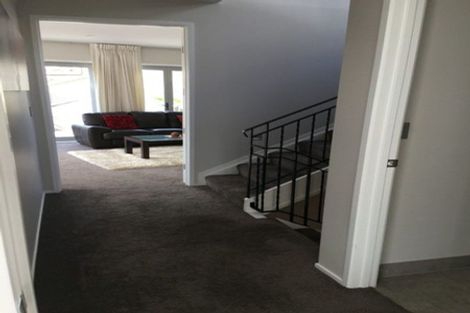 Photo of property in 28 Oakwood Grove, Eastern Beach, Auckland, 2012