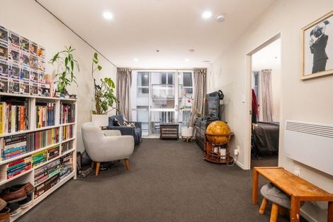 Photo of property in Terrace Heights Apartments, 2/163p The Terrace, Wellington Central, Wellington, 6011