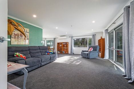 Photo of property in 21 Ormond Street, Woodville, 4920