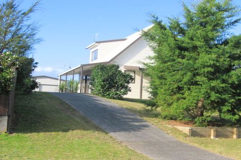 Photo of property in 406 Linton Crescent, Whangamata, 3620