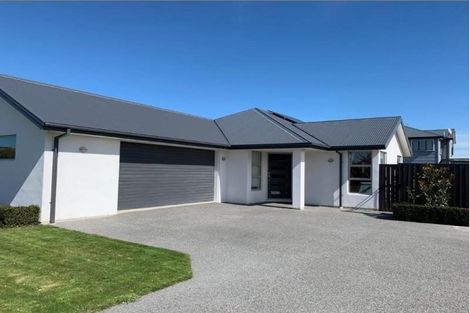 Photo of property in 15 Templetons Road, Aidanfield, Christchurch, 8025