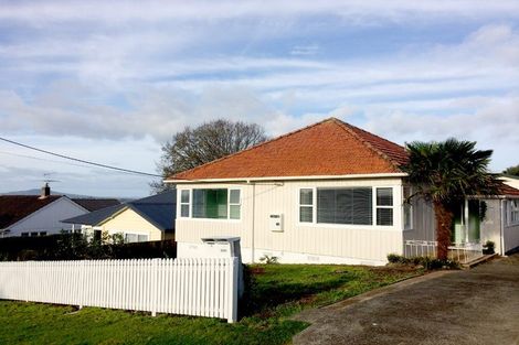 Photo of property in 3 Le Roy Terrace, Birkenhead, Auckland, 0626