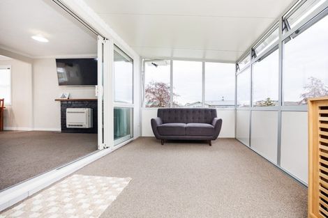 Photo of property in 71 Lockhart Avenue, Milson, Palmerston North, 4414