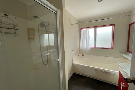 Photo of property in 12 Nedlands Place, Burswood, Auckland, 2013