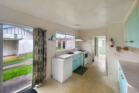 Photo of property in 1 Otanga Street, Dannevirke, 4930