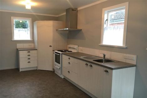 Photo of property in 43 Petherick Street, Taita, Lower Hutt, 5011