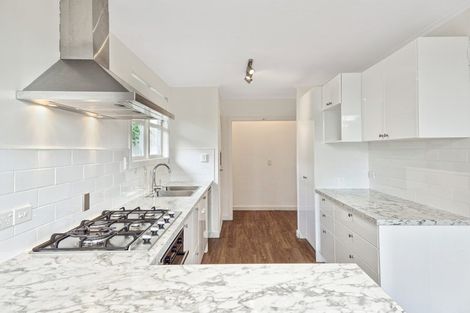 Photo of property in 10 Voltaire Street, Karori, Wellington, 6012