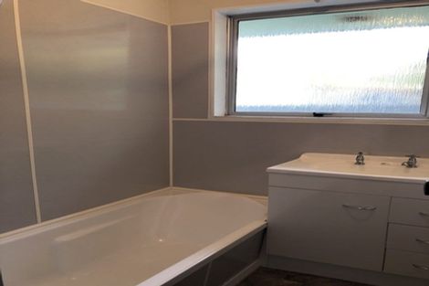 Photo of property in 3/19 Whitmore Street, Edgeware, Christchurch, 8013