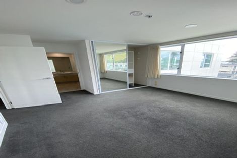 Photo of property in Beaumont Apartments, 14/12 Maunganui Road, Mount Maunganui, 3116