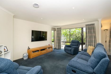 Photo of property in 13 Hitaua Place, Redwoodtown, Blenheim, 7201