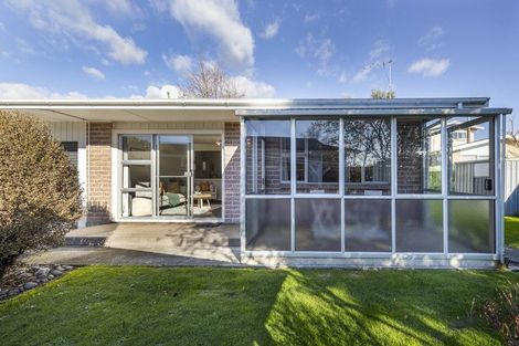 Photo of property in 15b Newbourne Crescent, Redwoodtown, Blenheim, 7201