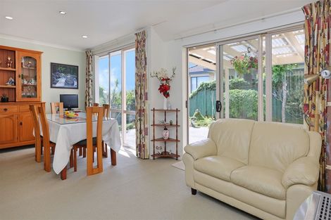 Photo of property in 7 Natasha Lane, Henderson, Auckland, 0612