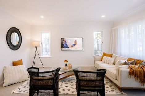 Photo of property in 9 Minchin Crescent, St Andrews, Hamilton, 3200