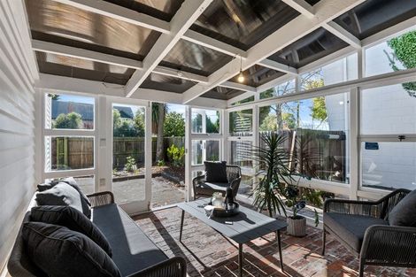 Photo of property in 28 Straven Road, Riccarton, Christchurch, 8011