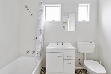 Photo of property in 90 Shearman Street, Waimate, 7924