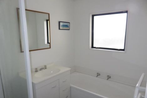 Photo of property in 39b Kentwood Drive, Woodridge, Wellington, 6037