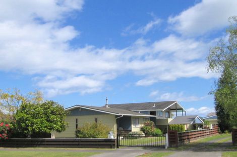 Photo of property in 11 Macdonell Street, Hilltop, Taupo, 3330