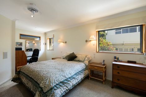 Photo of property in 190 Marine Parade, Mount Maunganui, 3116