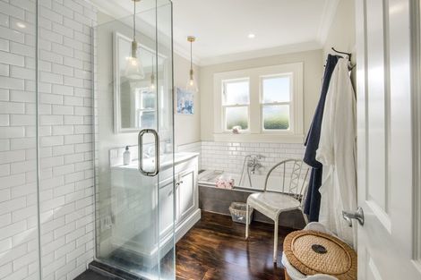 Photo of property in 58a Church Street, Devonport, Auckland, 0624