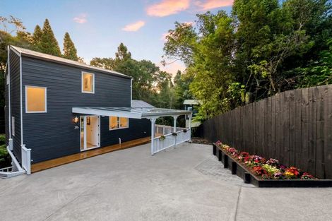 Photo of property in 2/26 Anne Mclean Drive, Bayview, Auckland, 0629