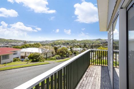 Photo of property in 37 Ernest Street, Ranui, Porirua, 5024