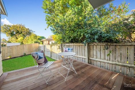 Photo of property in 70 Sturges Road, Henderson, Auckland, 0612