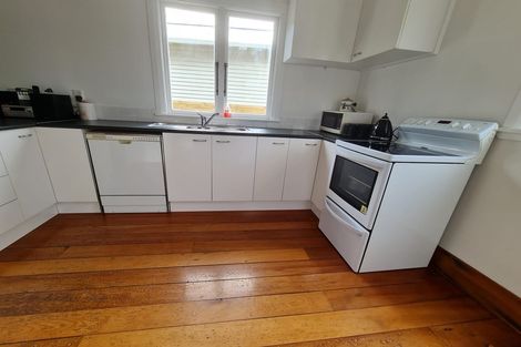 Photo of property in 6 Connolly Street, Boulcott, Lower Hutt, 5010