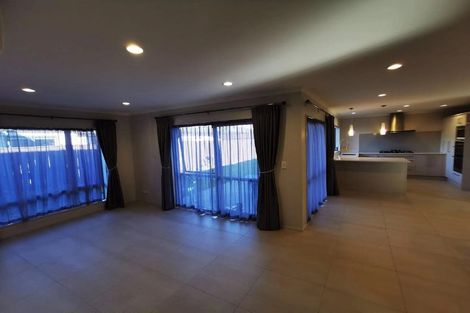 Photo of property in 12 Creda Road, Wattle Downs, Auckland, 2103